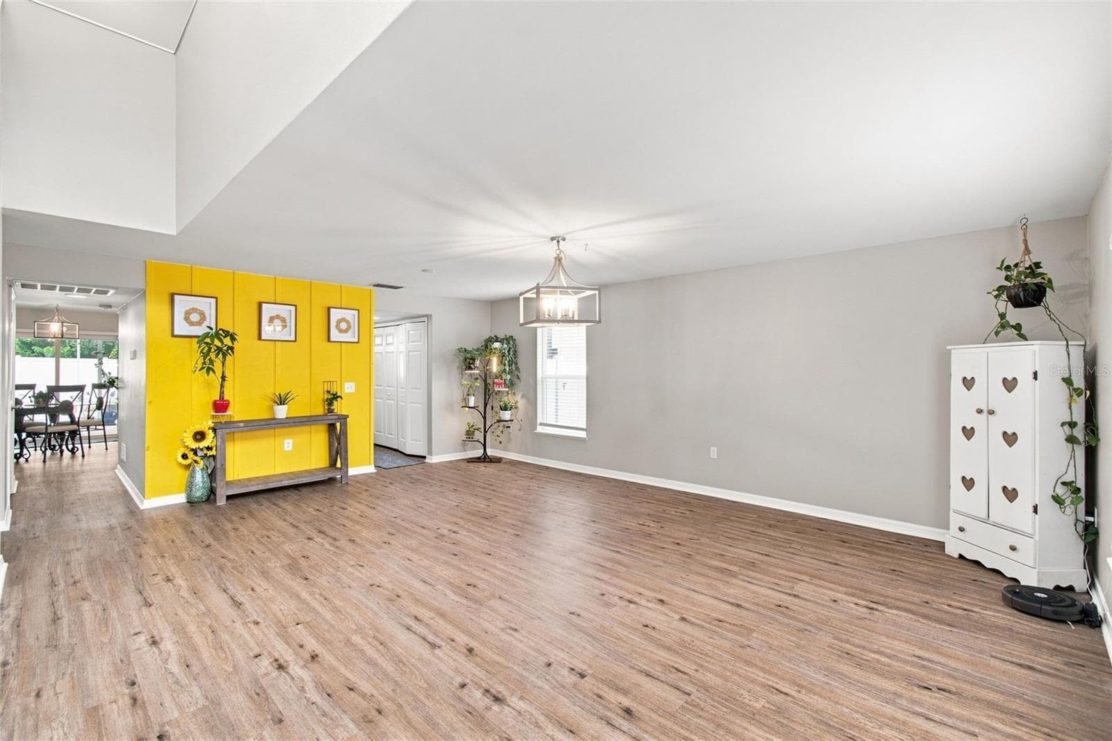 Single Family Residence at 12954 TRIBUTE DR, RIVERVIEW, photo 5 of 50