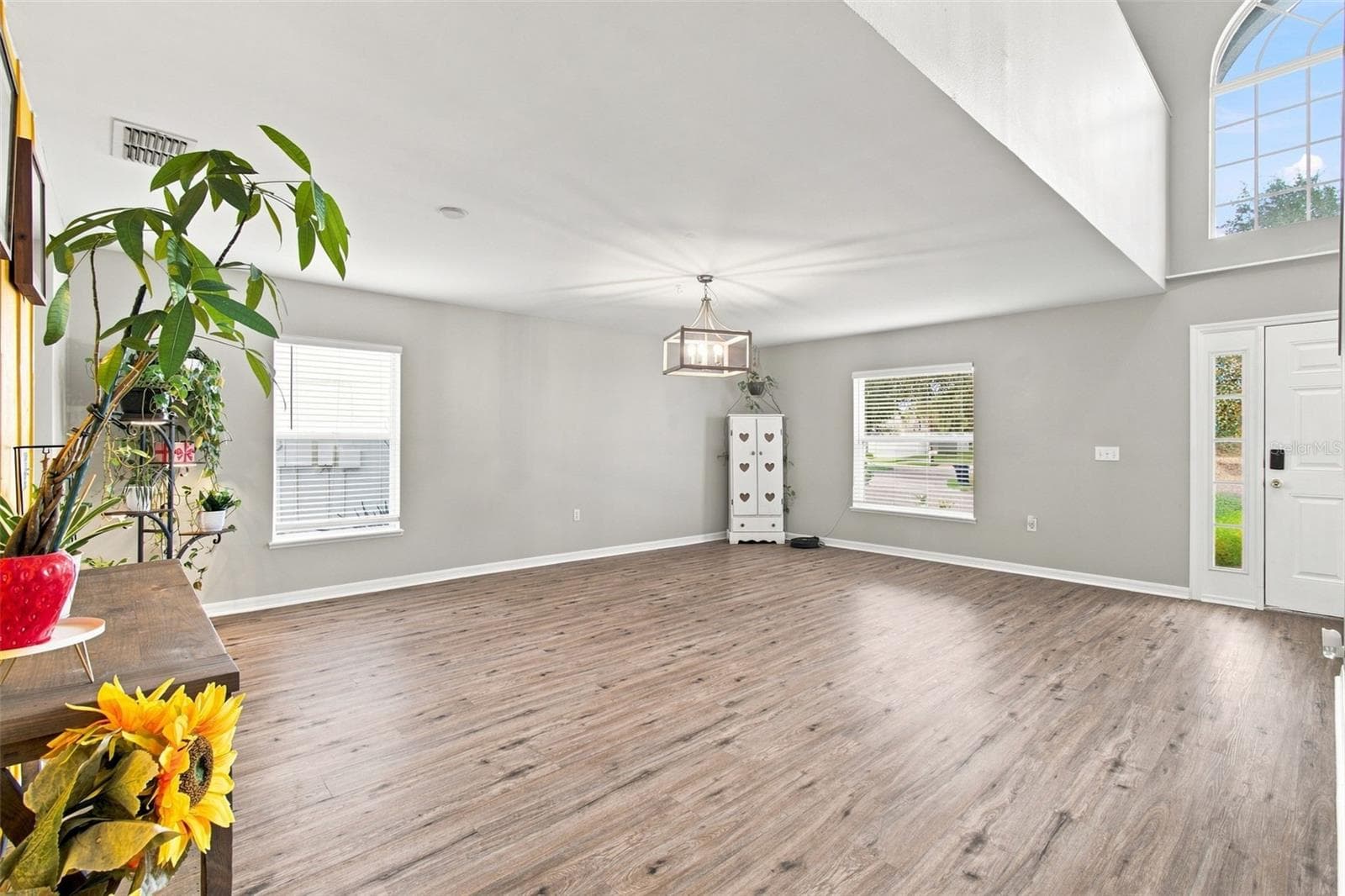 Single Family Residence at 12954 TRIBUTE DR, RIVERVIEW, photo 8 of 50
