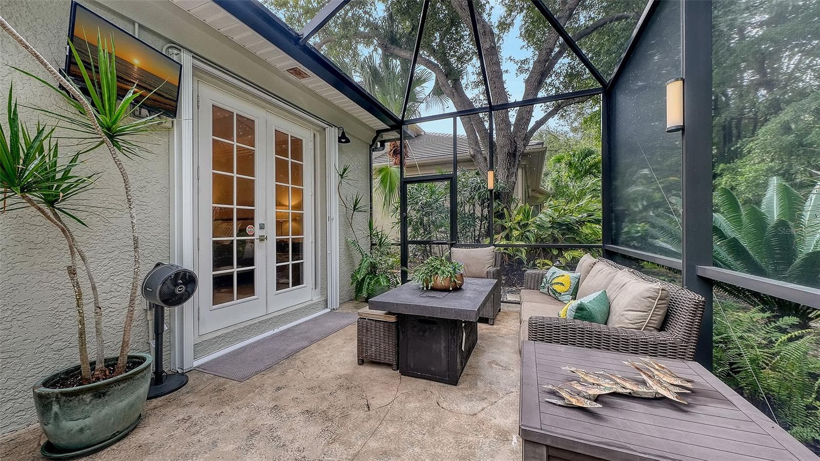 Single Family Residence at 1359 TEAROSE PL, SARASOTA, photo 31 of 60