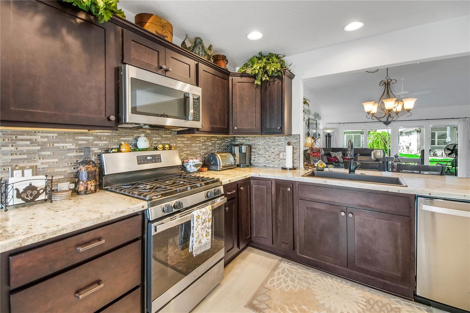 Single Family Residence at 939 EBLING LOOP, THE VILLAGES, photo 18 of 91