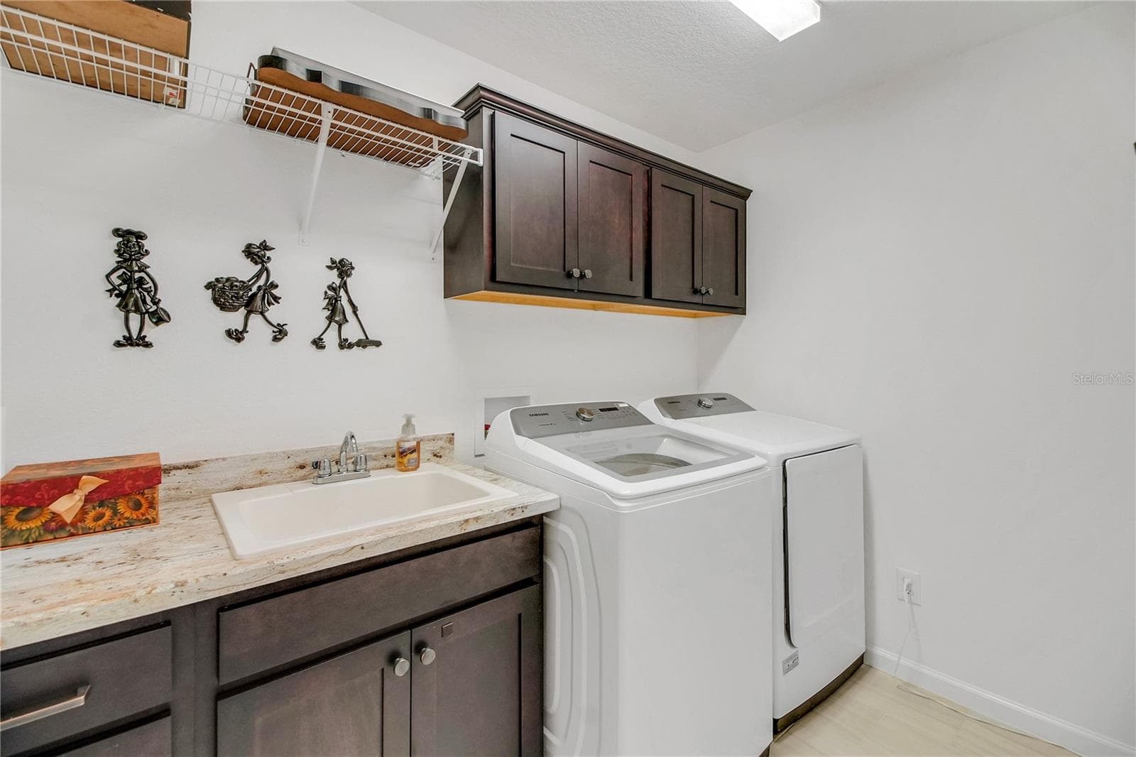 Single Family Residence at 939 EBLING LOOP, THE VILLAGES, photo 63 of 91