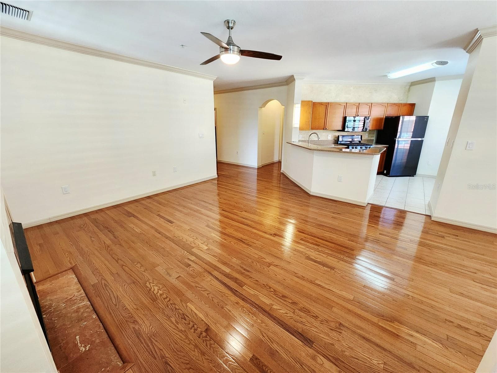 Condominium at 2733 VIA CIPRIANI #820B, CLEARWATER, photo 6 of 47