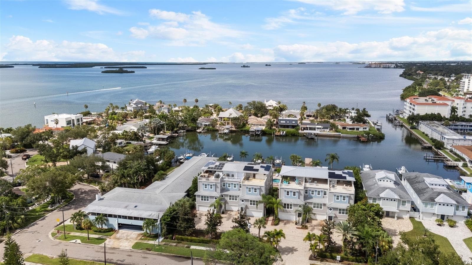 Condominium at 300 VENETIAN DR #1, CLEARWATER, photo 51 of 62