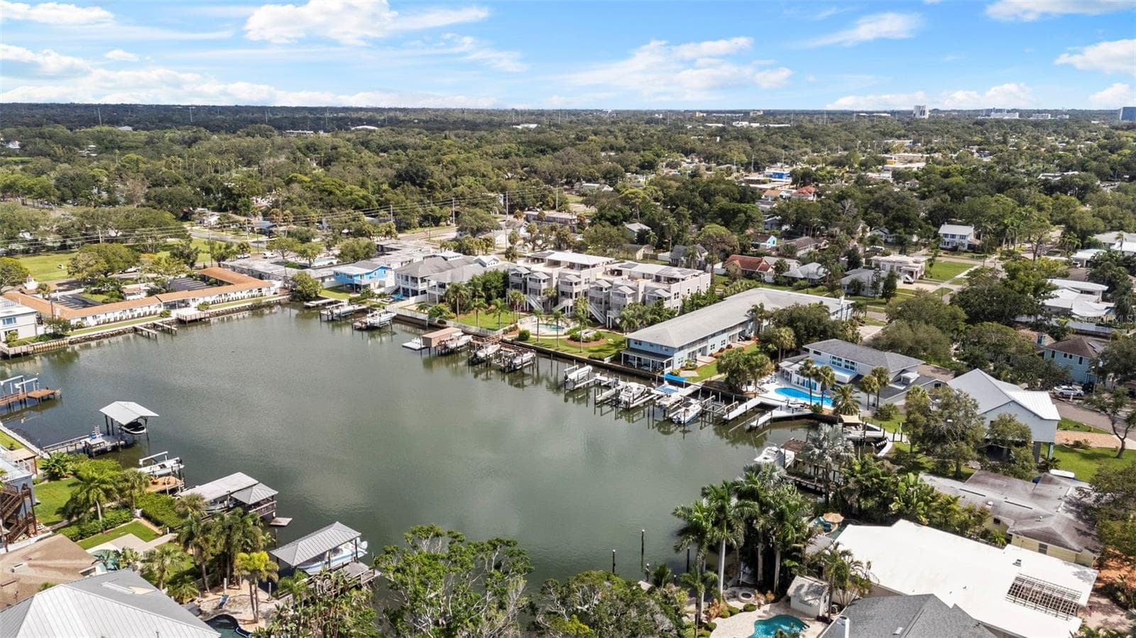Condominium at 300 VENETIAN DR #1, CLEARWATER, photo 54 of 62