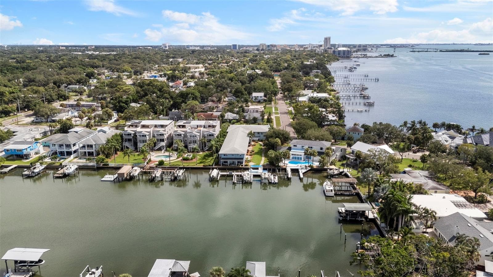 Condominium at 300 VENETIAN DR #1, CLEARWATER, photo 55 of 62