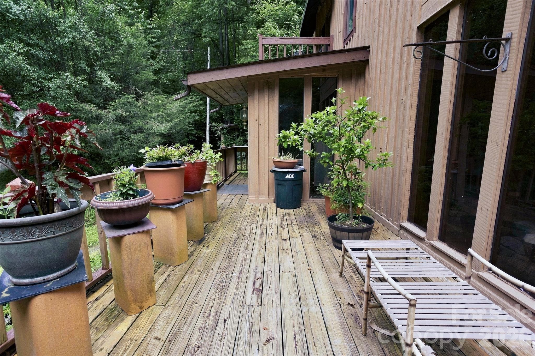 Single Family Residence at 118 Marys Way, Marshall, photo 10 of 48