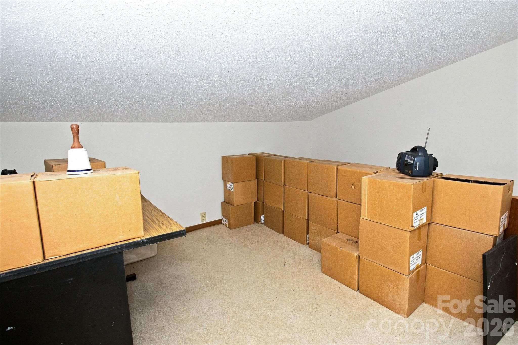 Single Family Residence at 118 Marys Way, Marshall, photo 38 of 48