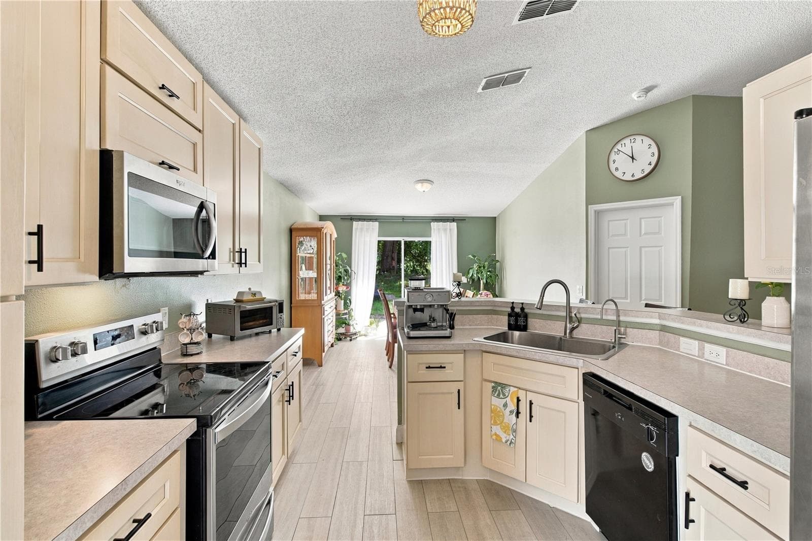 Single Family Residence at 13004 WATERBOURNE DR, GIBSONTON, photo 17 of 53