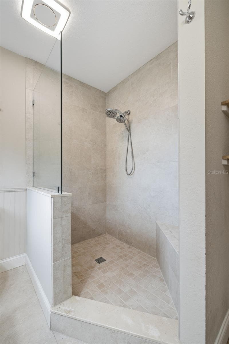 Single Family Residence at 11714 N ROME AVE, TAMPA, photo 34 of 57