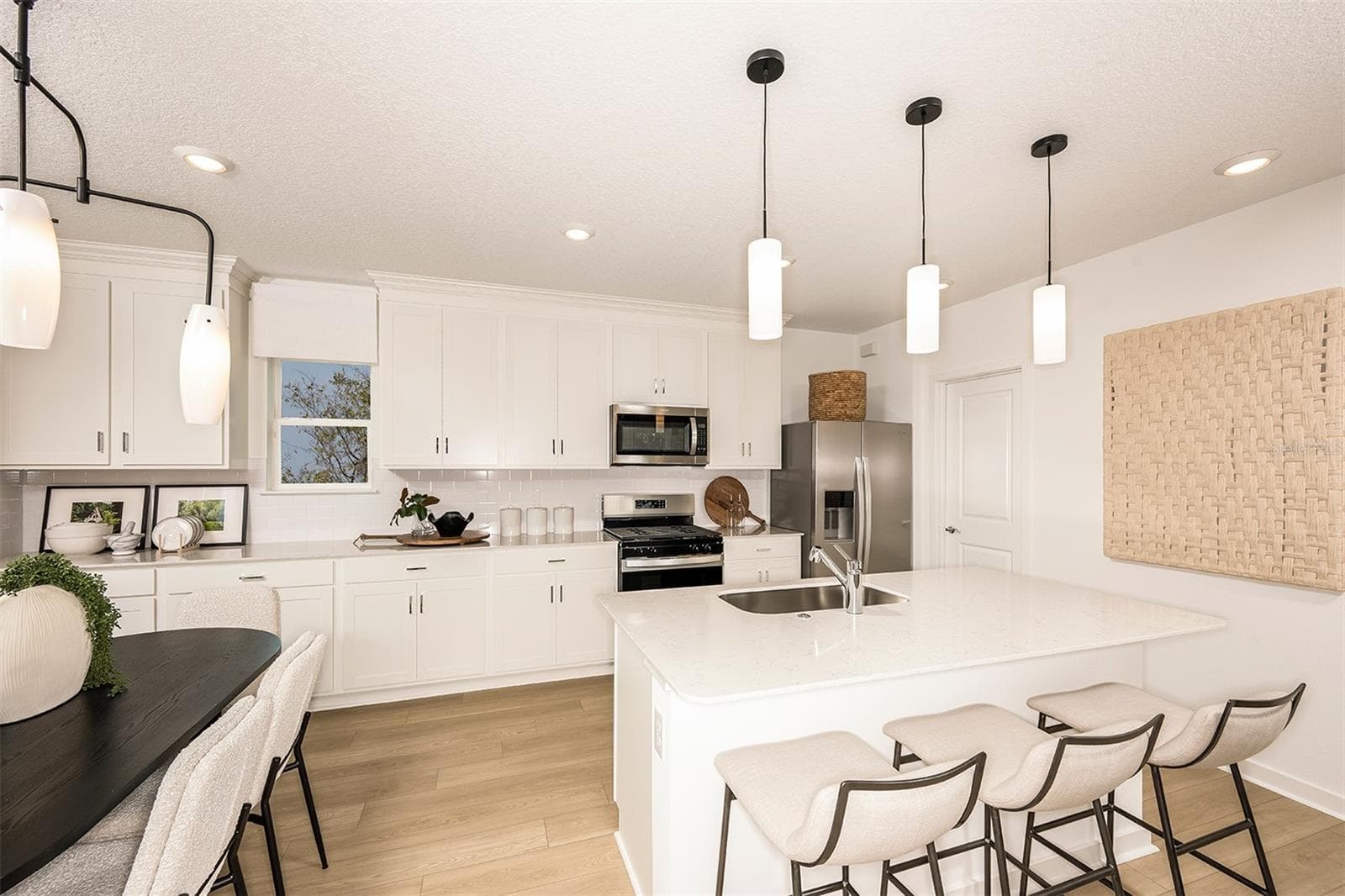 Model Representation - 36905 RIO GRANDE DR, ZEPHYRHILLS