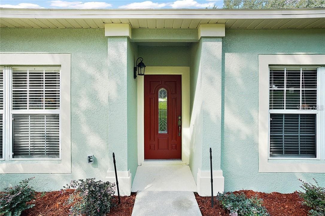 Single Family Residence at 1306 RAIN FOREST LN, MINNEOLA, photo 2 of 38