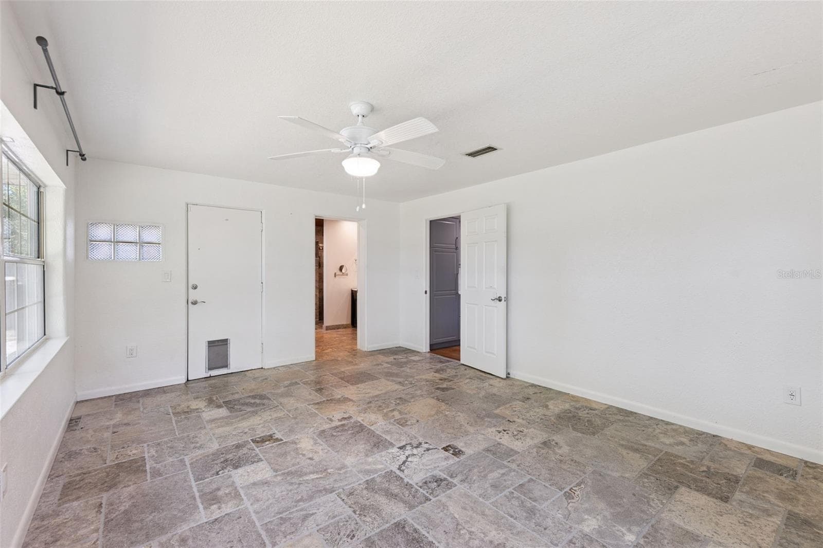 Single Family Residence at 4722 N ORANGE BLOSSOM TRL, MOUNT DORA, photo 17 of 25