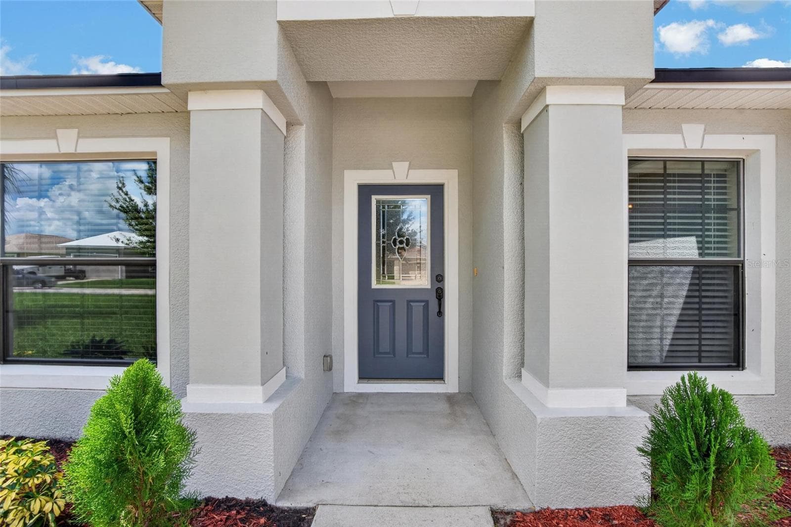 Single Family Residence at 212 MAJESTIC GARDENS LN, WINTER HAVEN, photo 8 of 48