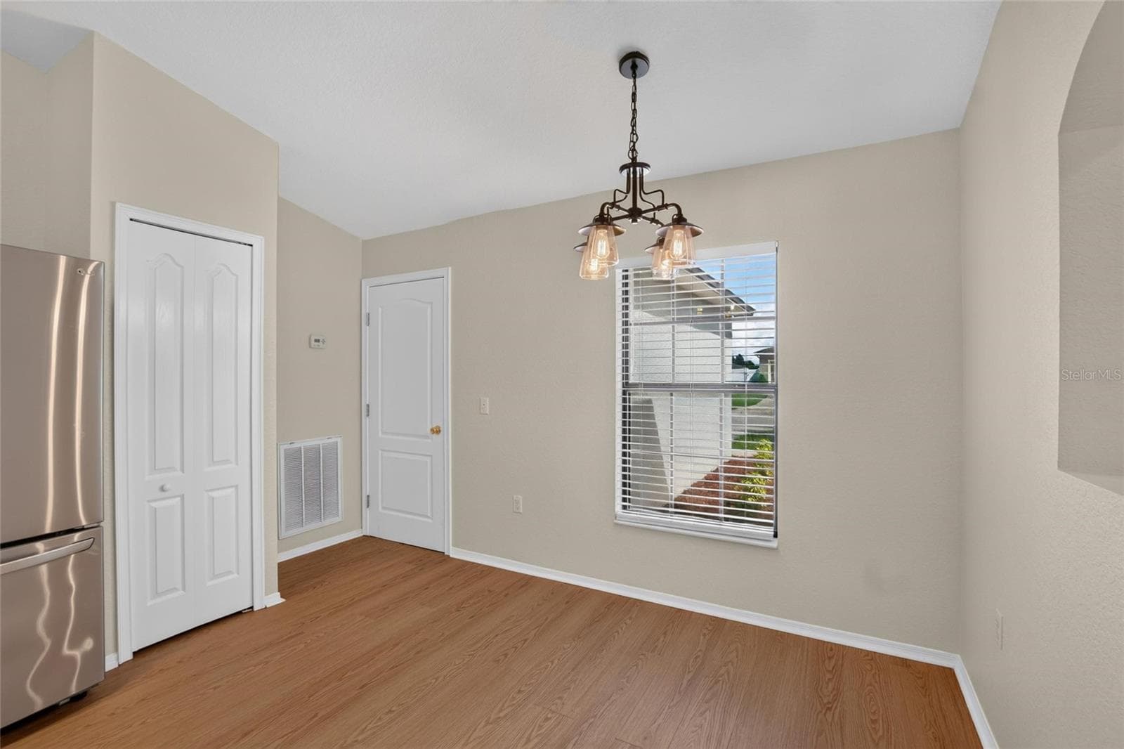 Single Family Residence at 212 MAJESTIC GARDENS LN, WINTER HAVEN, photo 19 of 48