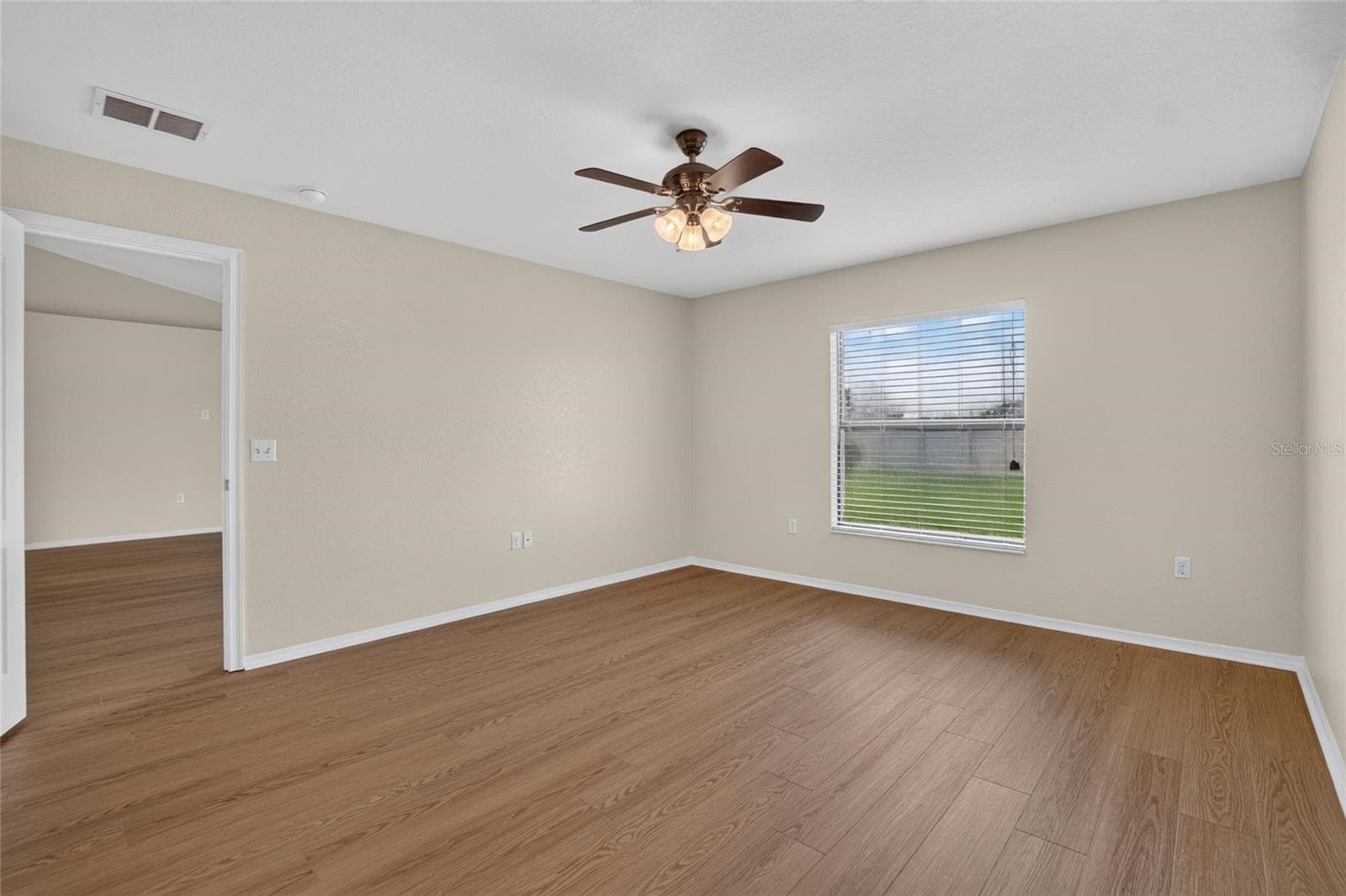 Single Family Residence at 212 MAJESTIC GARDENS LN, WINTER HAVEN, photo 27 of 48
