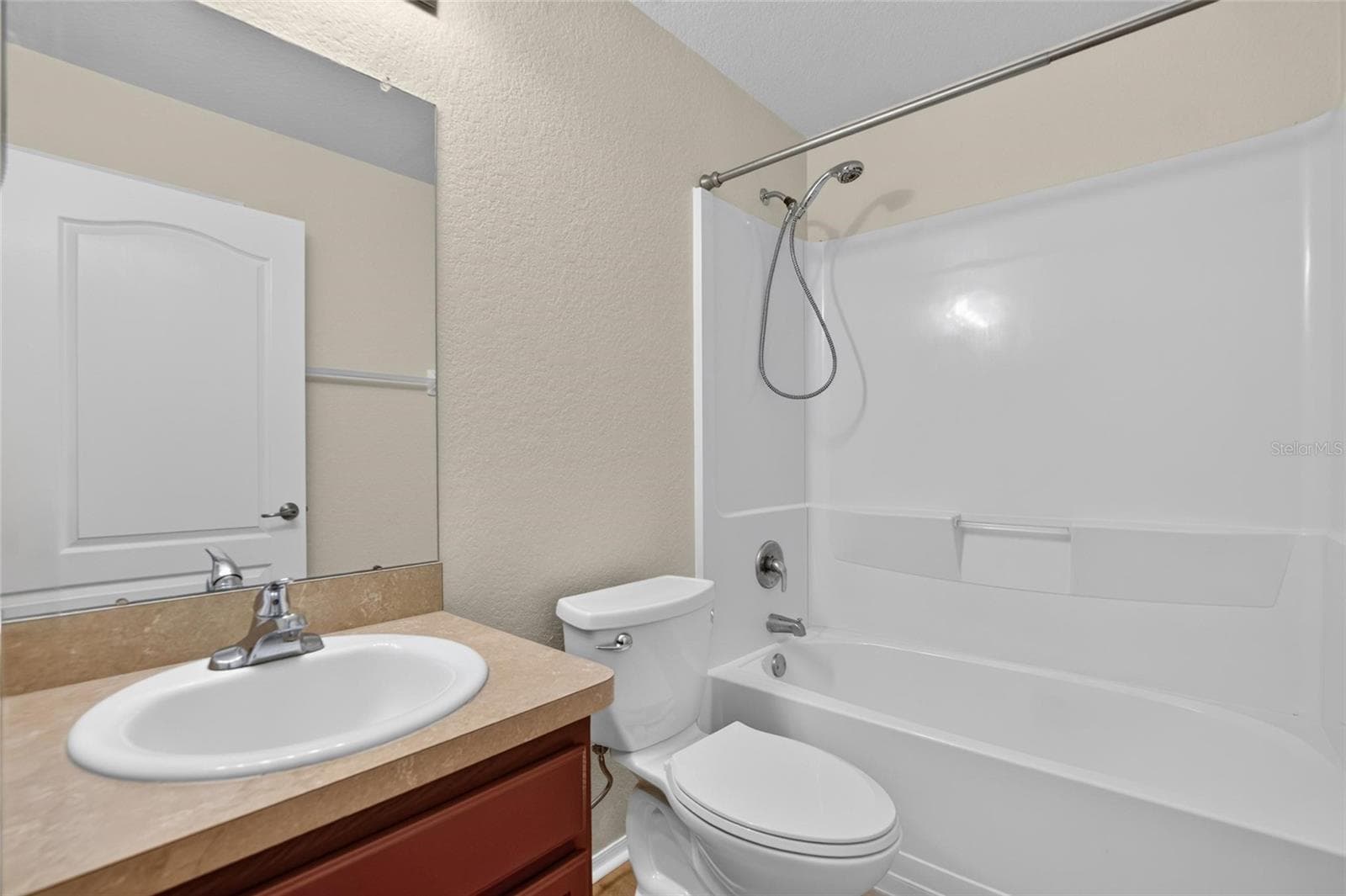 Single Family Residence at 212 MAJESTIC GARDENS LN, WINTER HAVEN, photo 42 of 48