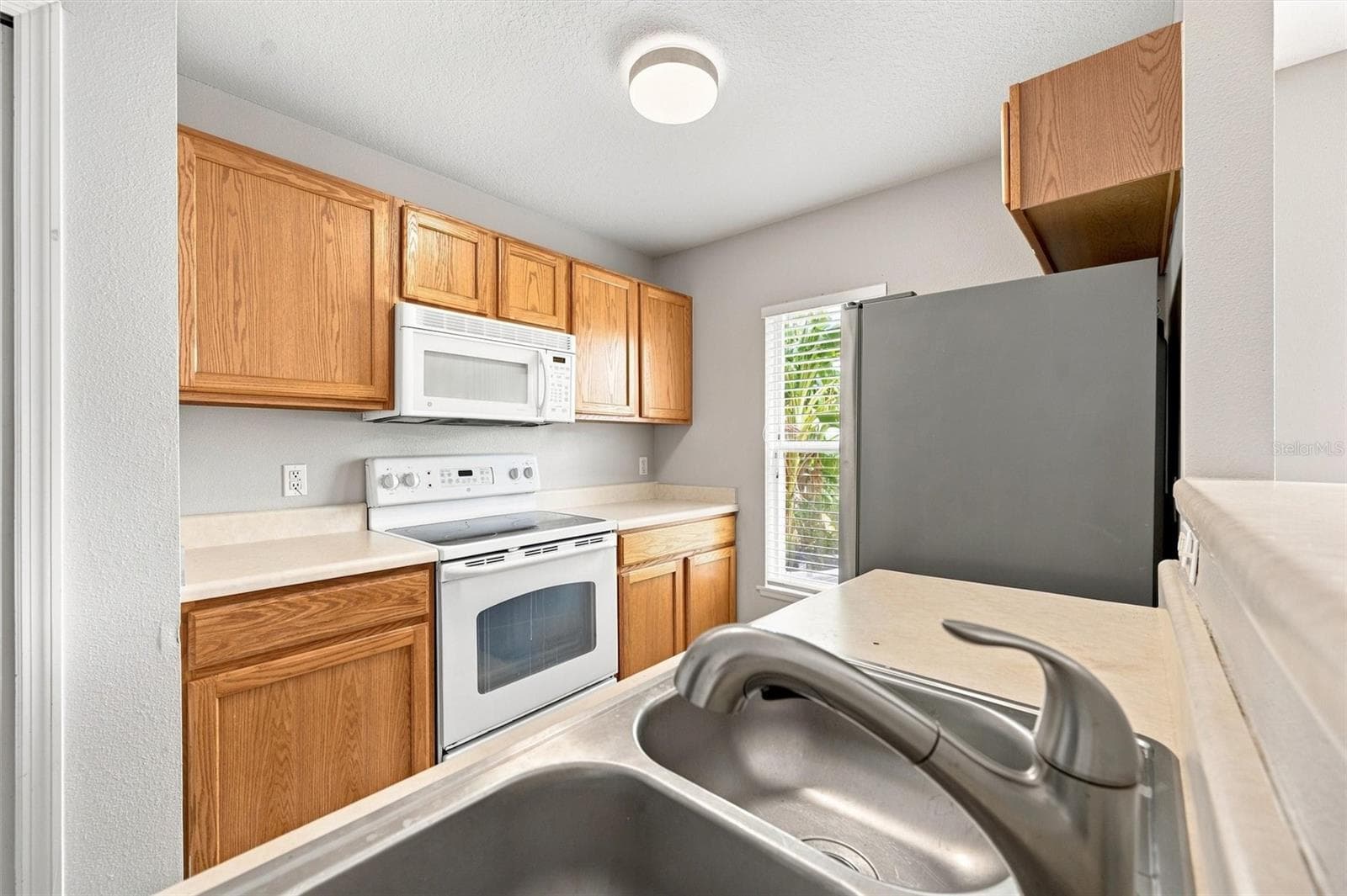 Townhouse at 3805 EXETER LN, LAKELAND, photo 21 of 52