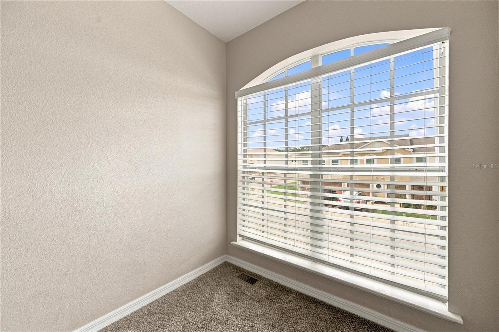 Townhouse at 3805 EXETER LN, LAKELAND, photo 25 of 52