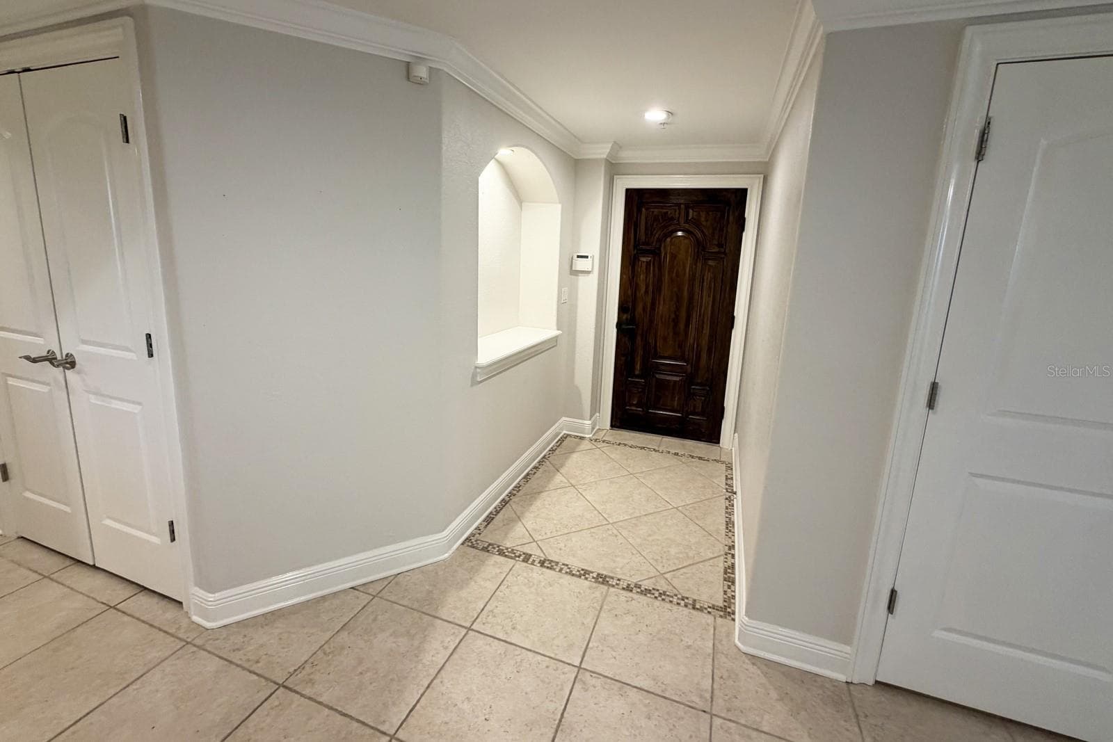 Front Door Entryway - 112 CLUB HOUSE DR #102, PALM COAST