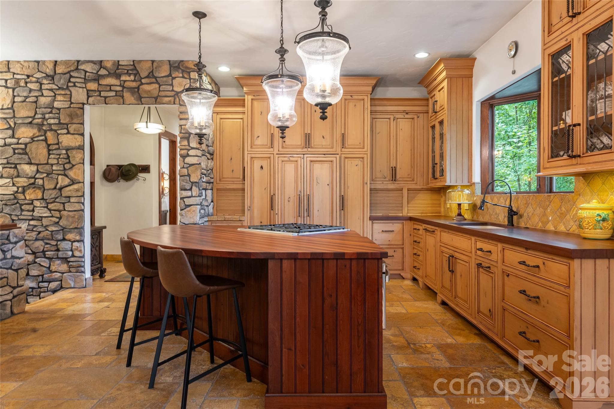 Single Family Residence at 18 Woodlink Road, Asheville, photo 17 of 41