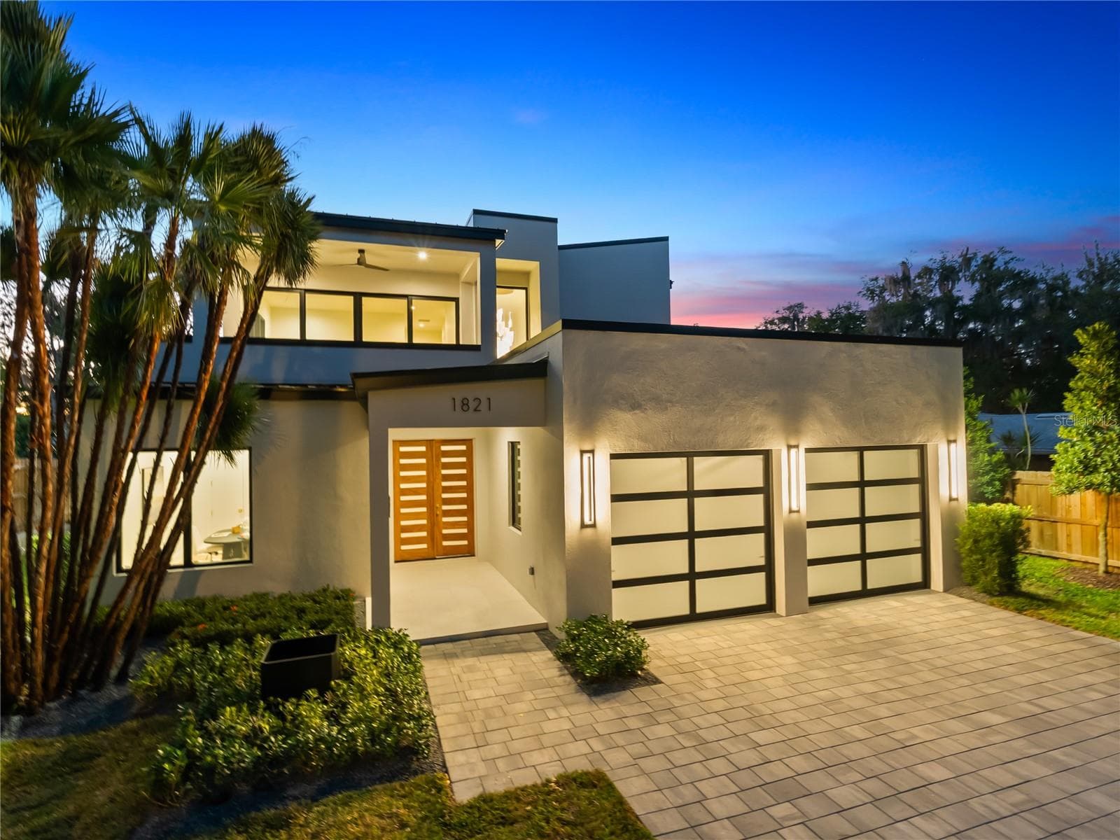 Front Exterior - 1821 ENGLEWOOD RD, WINTER PARK