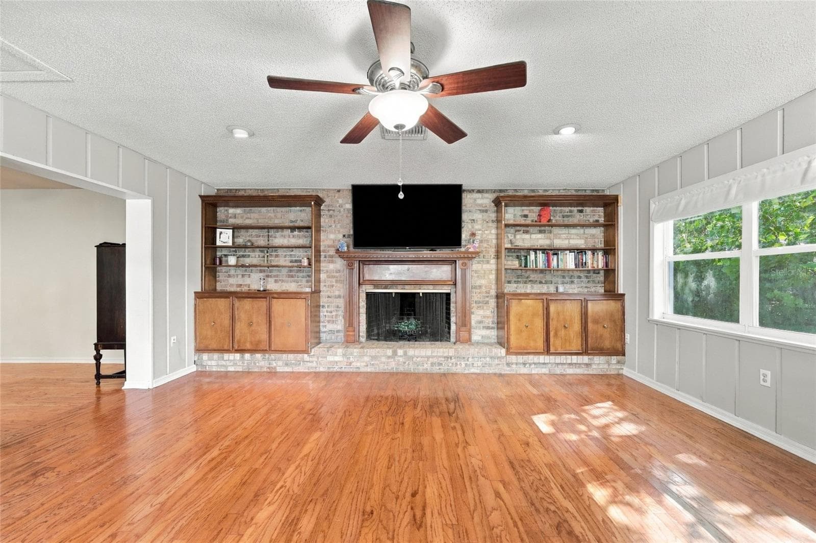 Single Family Residence at 3318 FLORENE DR, ORLANDO, photo 6 of 37