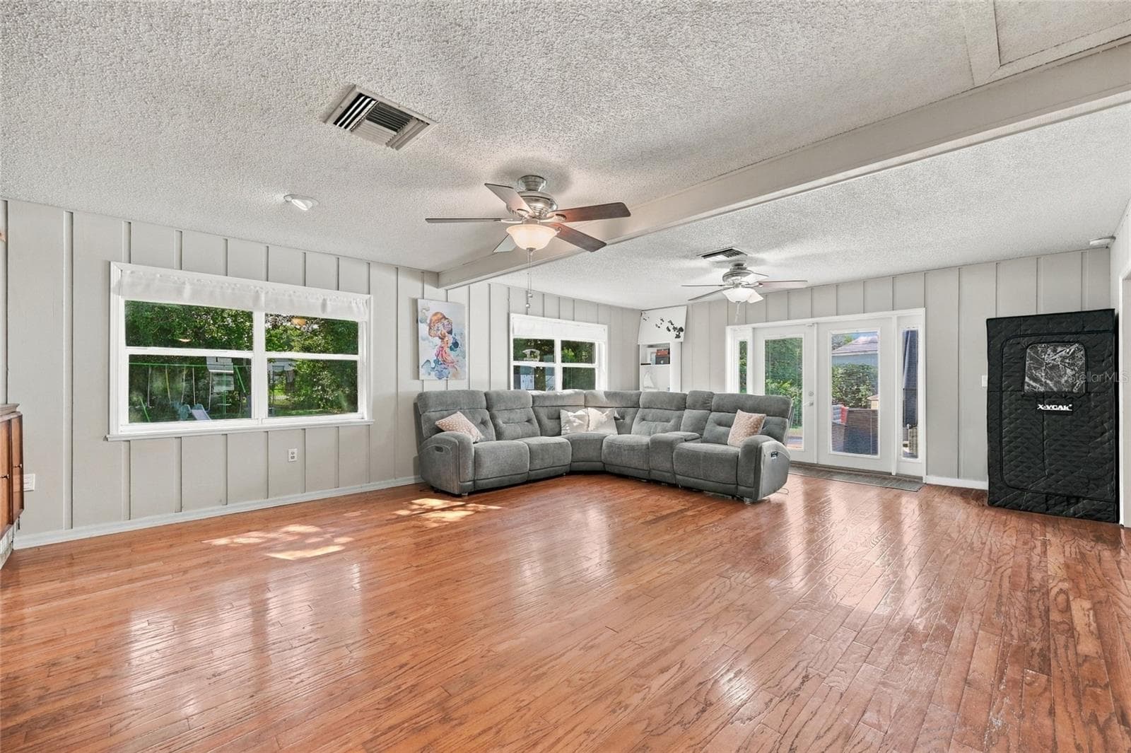 Single Family Residence at 3318 FLORENE DR, ORLANDO, photo 7 of 37