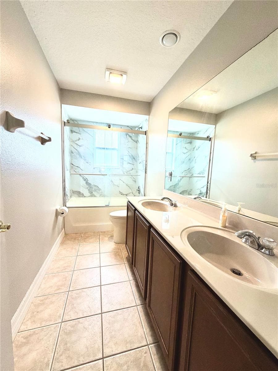 Single Family Residence at 1405 MISTY GLEN LN, CLERMONT, photo 22 of 52