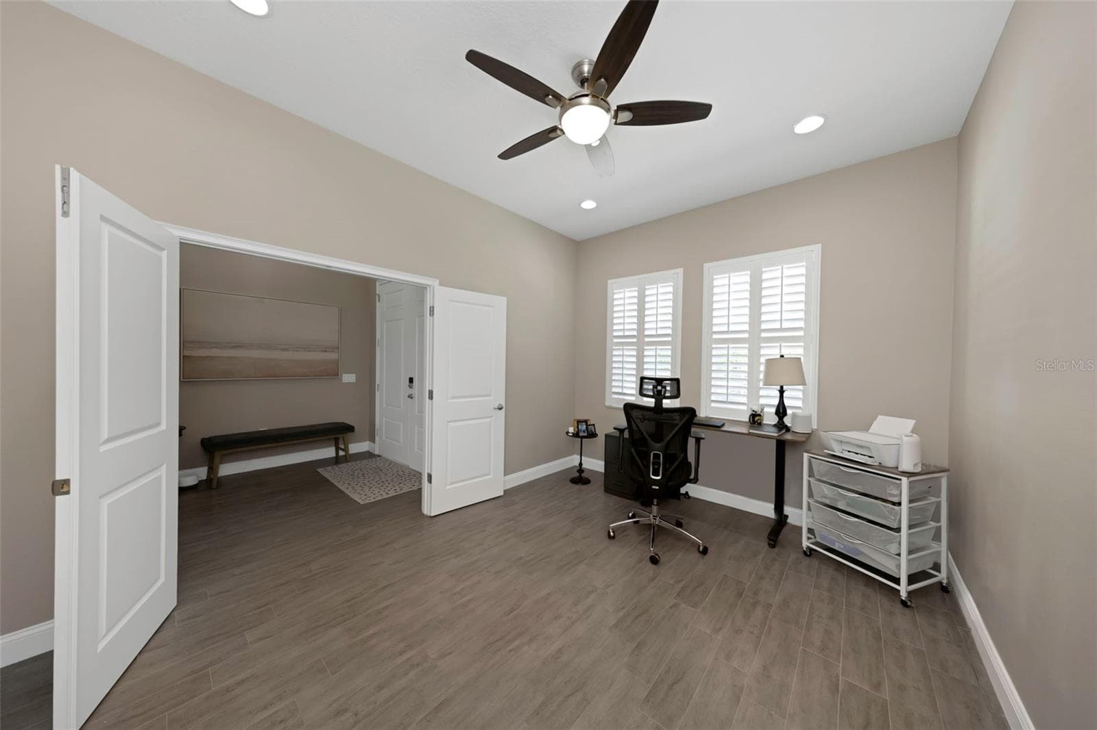 Single Family Residence at 5925 MOHR RD, TAMPA, photo 8 of 56