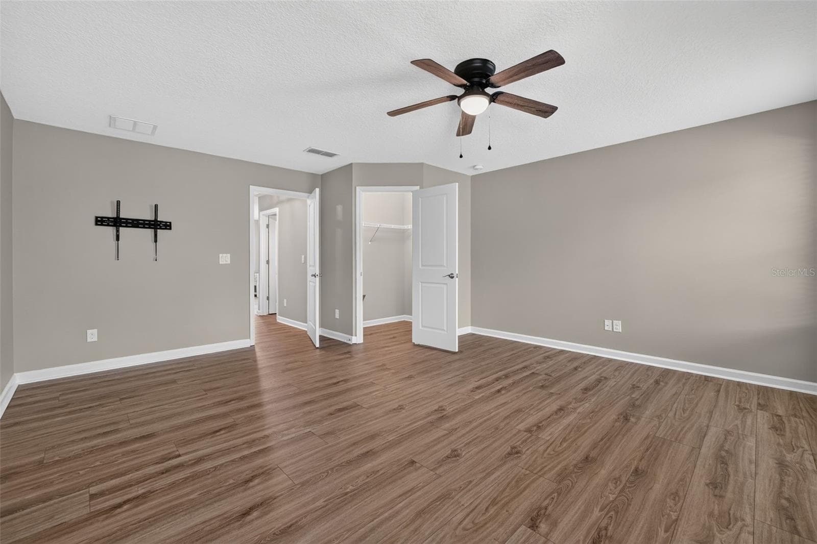 Single Family Residence at 161 S COOPERS HAWK WAY, PALM COAST, photo 20 of 74