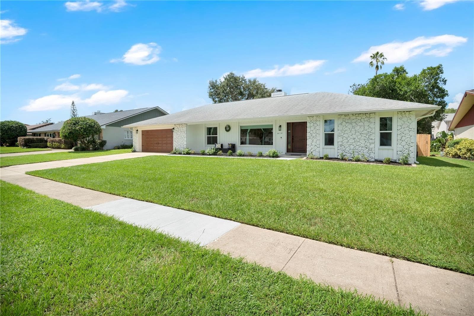 Single Family Residence at 6610 ORANGE KNOLL DR, BELLE ISLE, photo 3 of 43