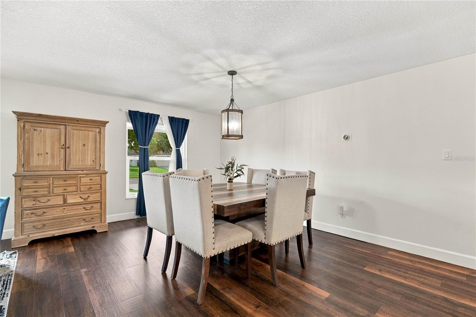 Single Family Residence at 6610 ORANGE KNOLL DR, BELLE ISLE, photo 10 of 43