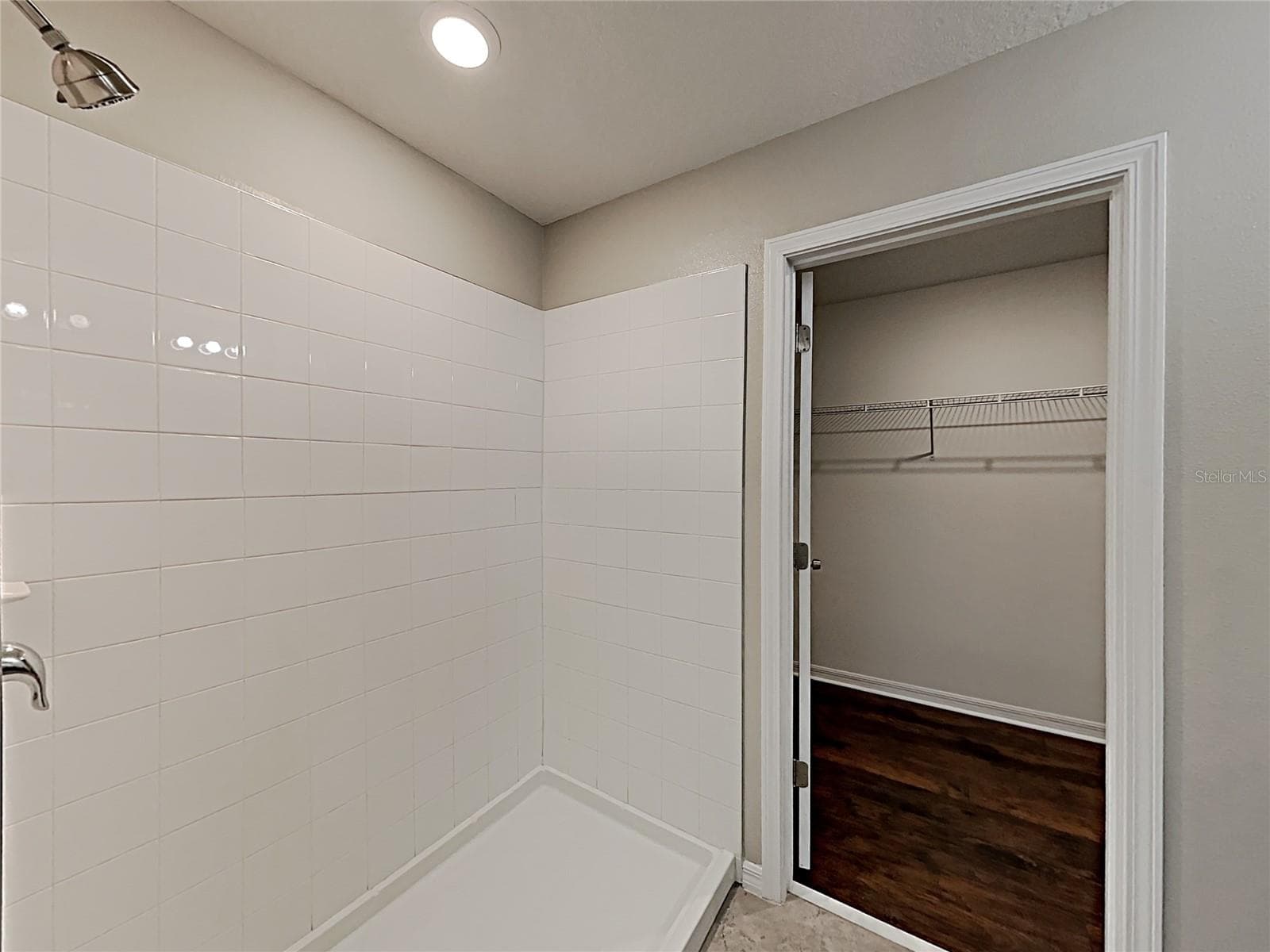 Single Family Residence at 15322 BROAD BRUSH DR, RUSKIN, photo 7 of 21