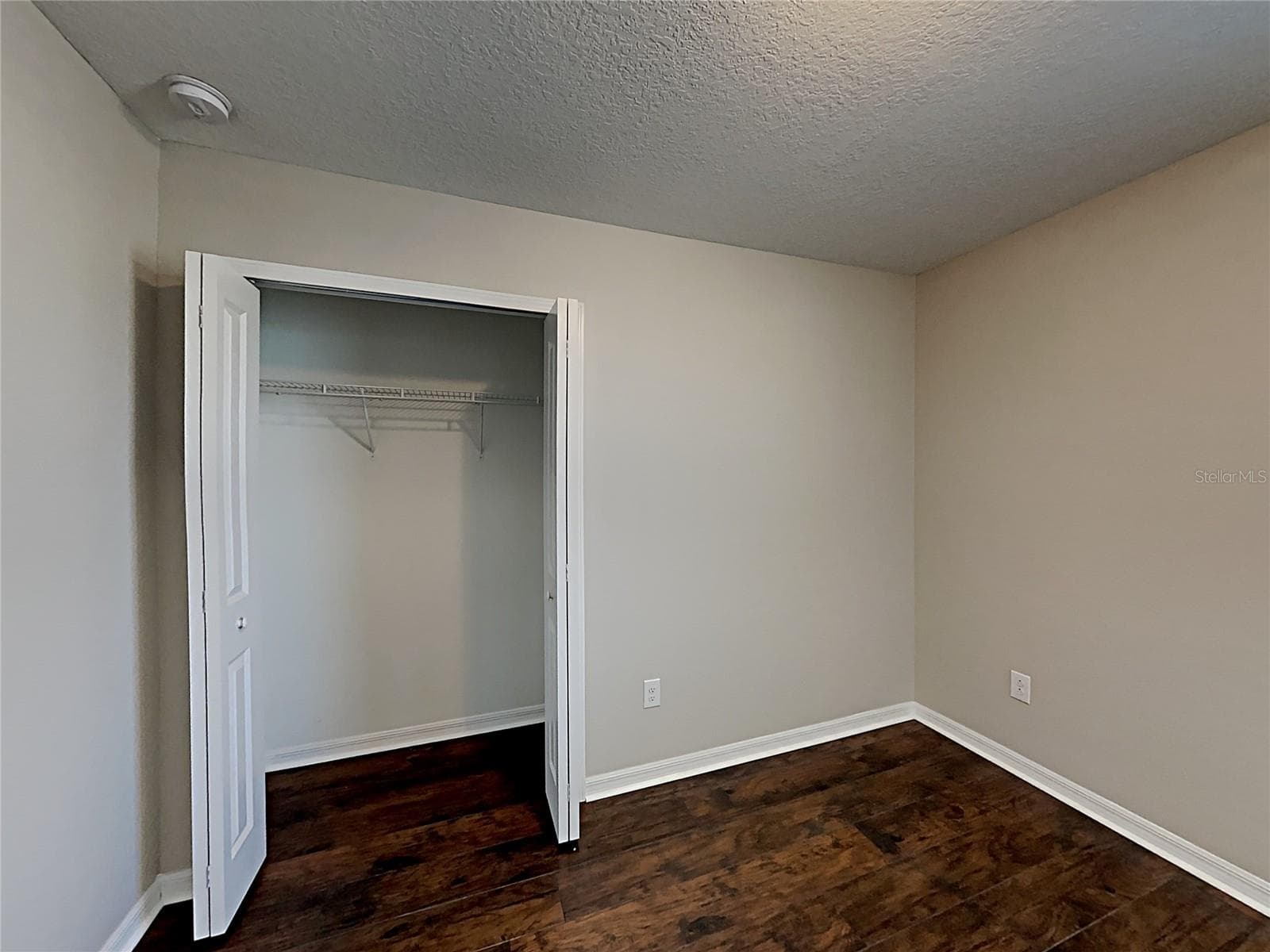 Single Family Residence at 15322 BROAD BRUSH DR, RUSKIN, photo 8 of 21