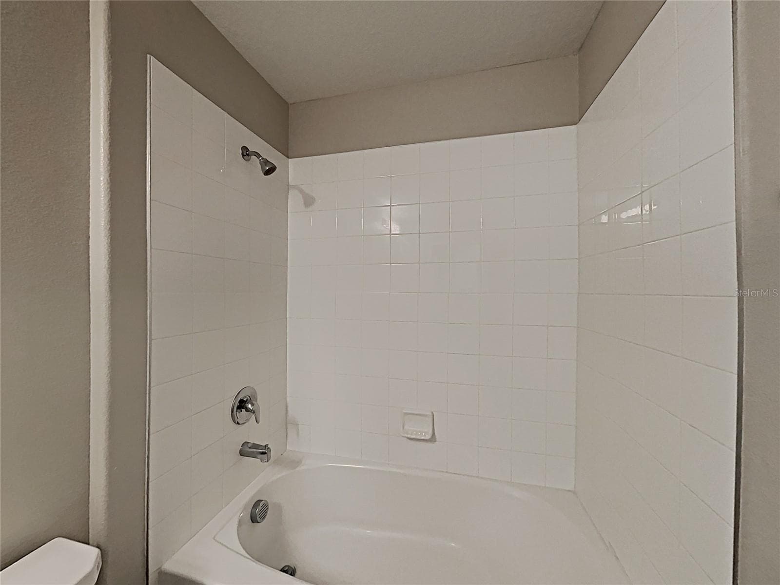 Single Family Residence at 15322 BROAD BRUSH DR, RUSKIN, photo 12 of 21