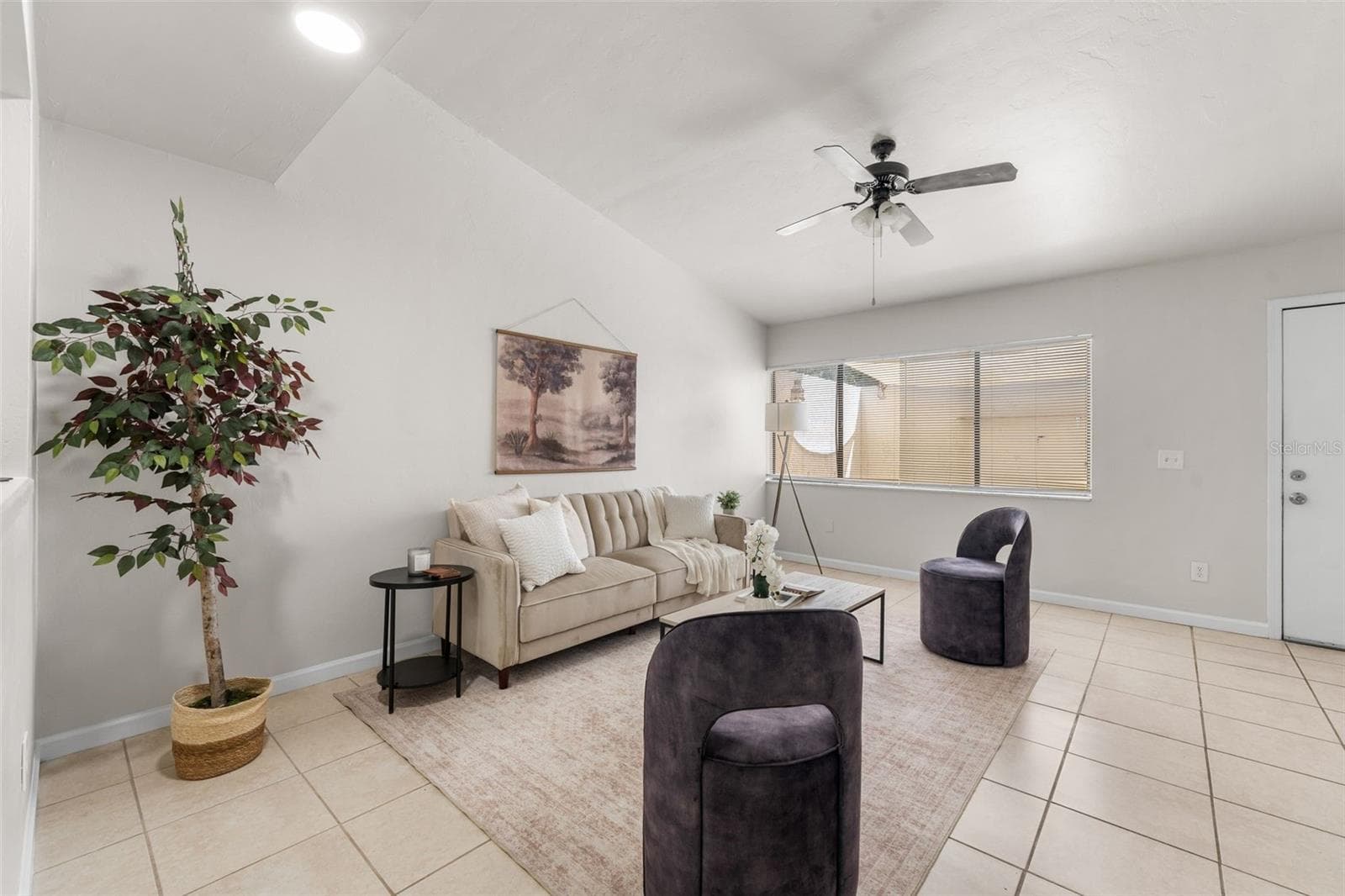 Condominium at 2508 SW 35TH PL #J-58, GAINESVILLE, photo 4 of 27