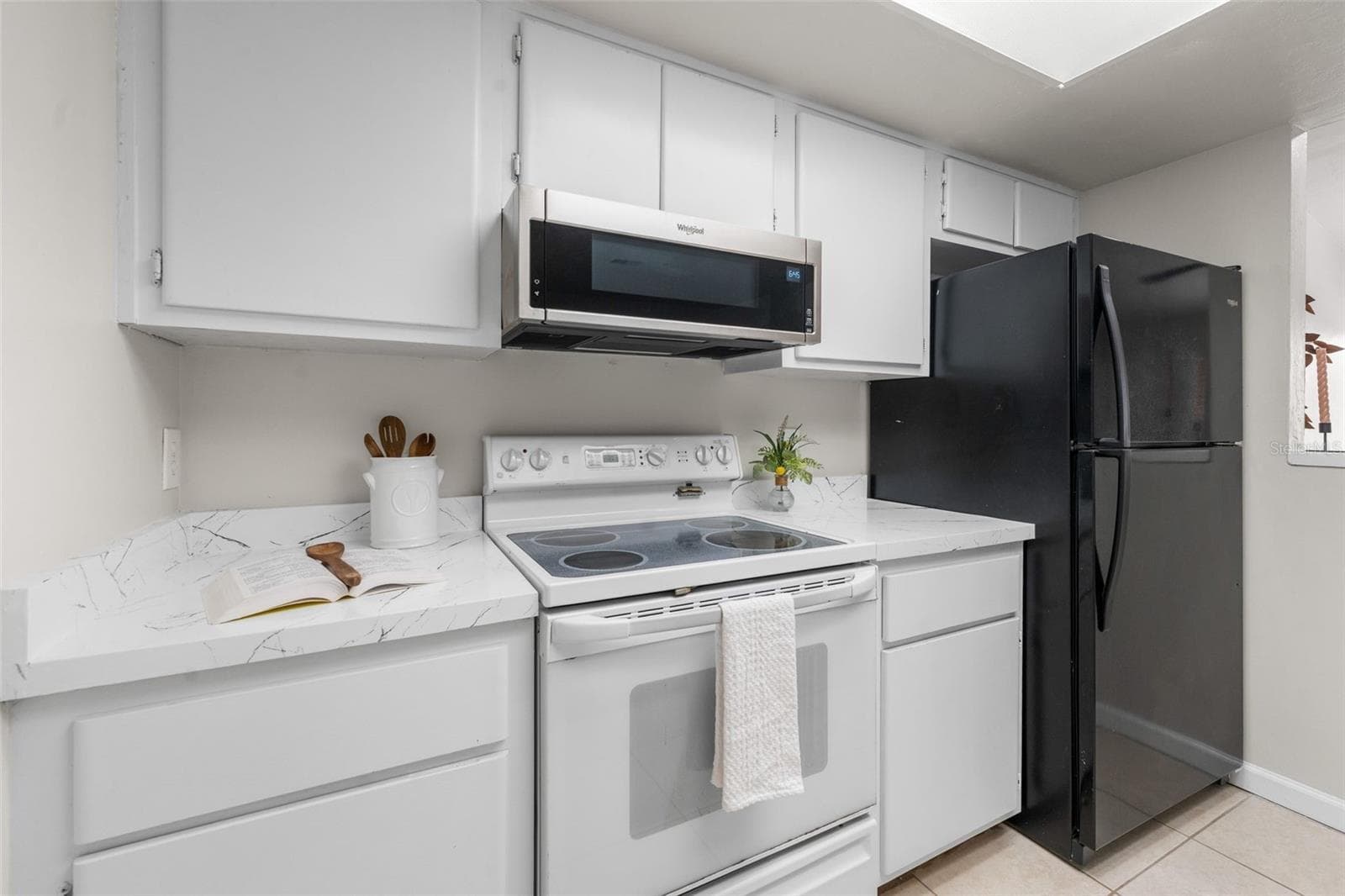 Condominium at 2508 SW 35TH PL #J-58, GAINESVILLE, photo 8 of 27