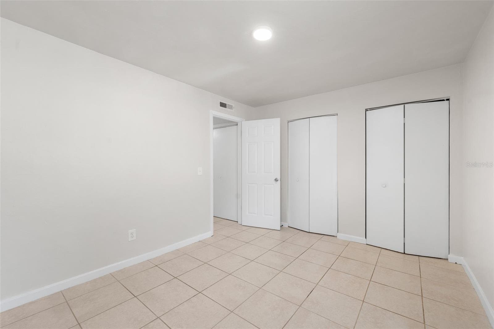 Condominium at 2508 SW 35TH PL #J-58, GAINESVILLE, photo 13 of 27