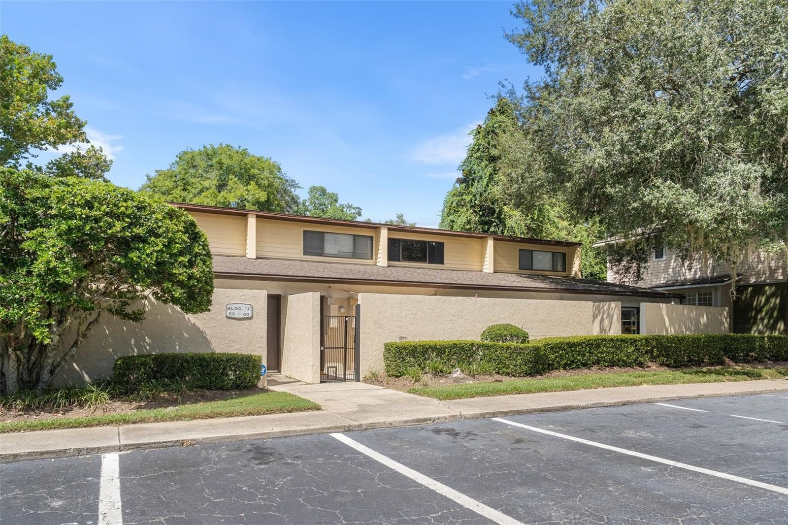 Condominium at 2508 SW 35TH PL #J-58, GAINESVILLE, photo 26 of 27