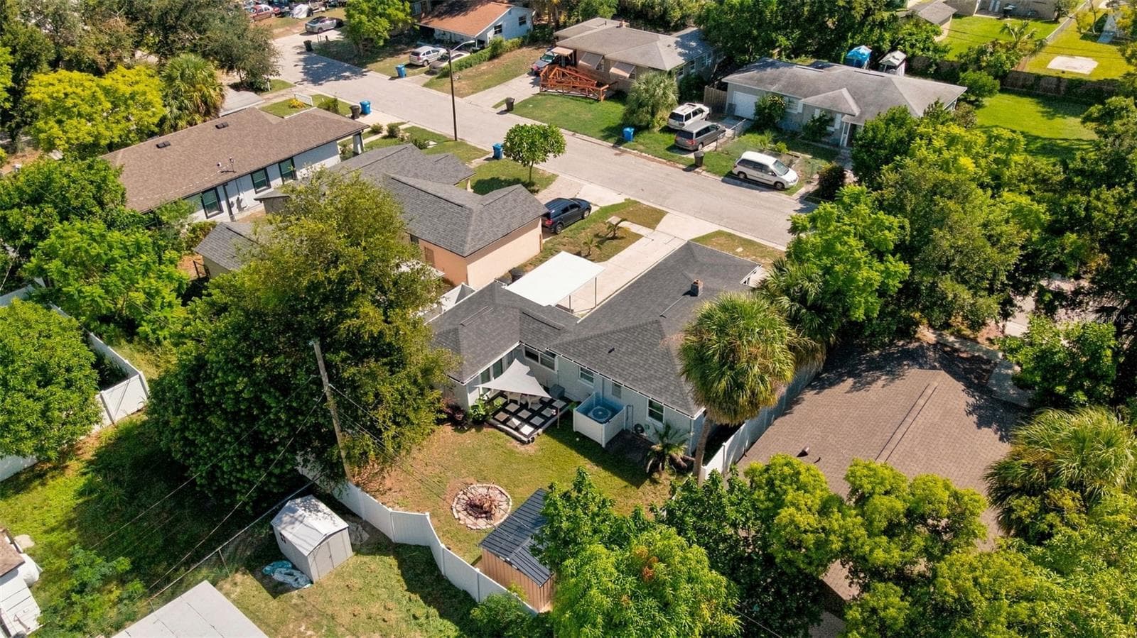 Single Family Residence at 1001 QUEEN ST S, ST PETERSBURG, photo 27 of 28