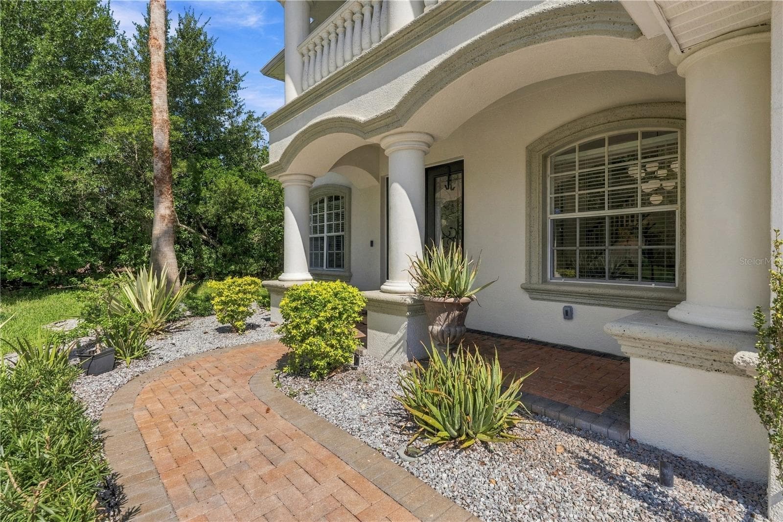 Single Family Residence at 27245 ROSELING CT, WESLEY CHAPEL, photo 10 of 104