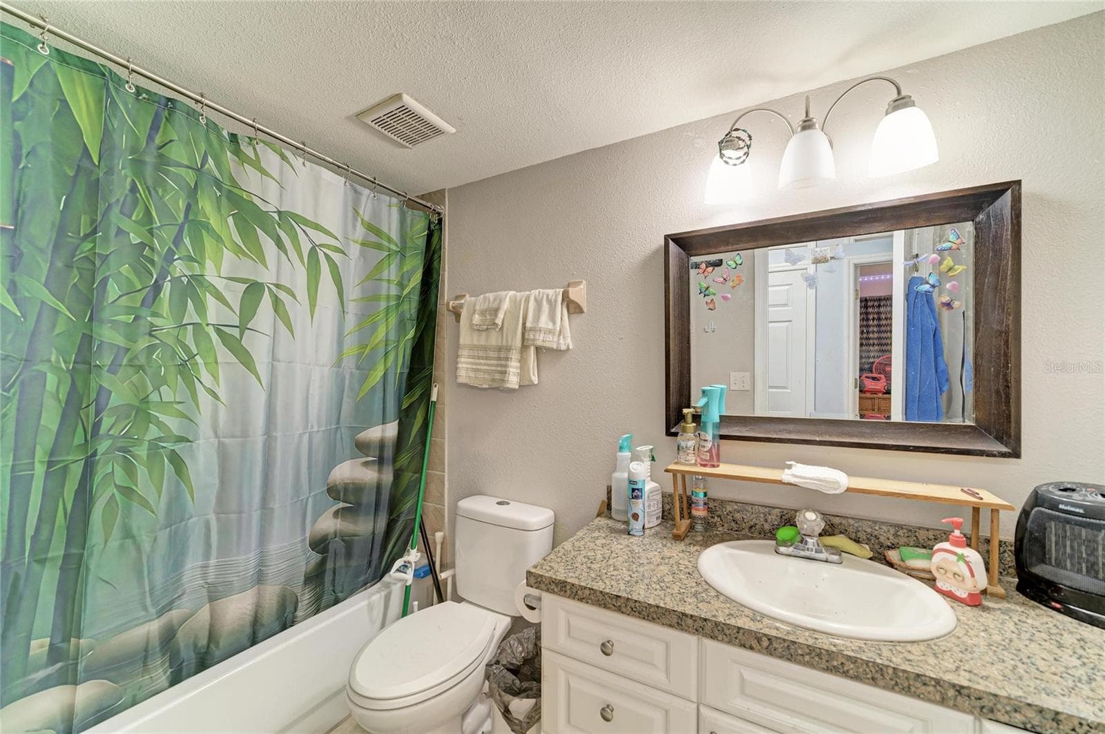 Single Family Residence at 21507 BANCROFT AVE, PORT CHARLOTTE, photo 18 of 29