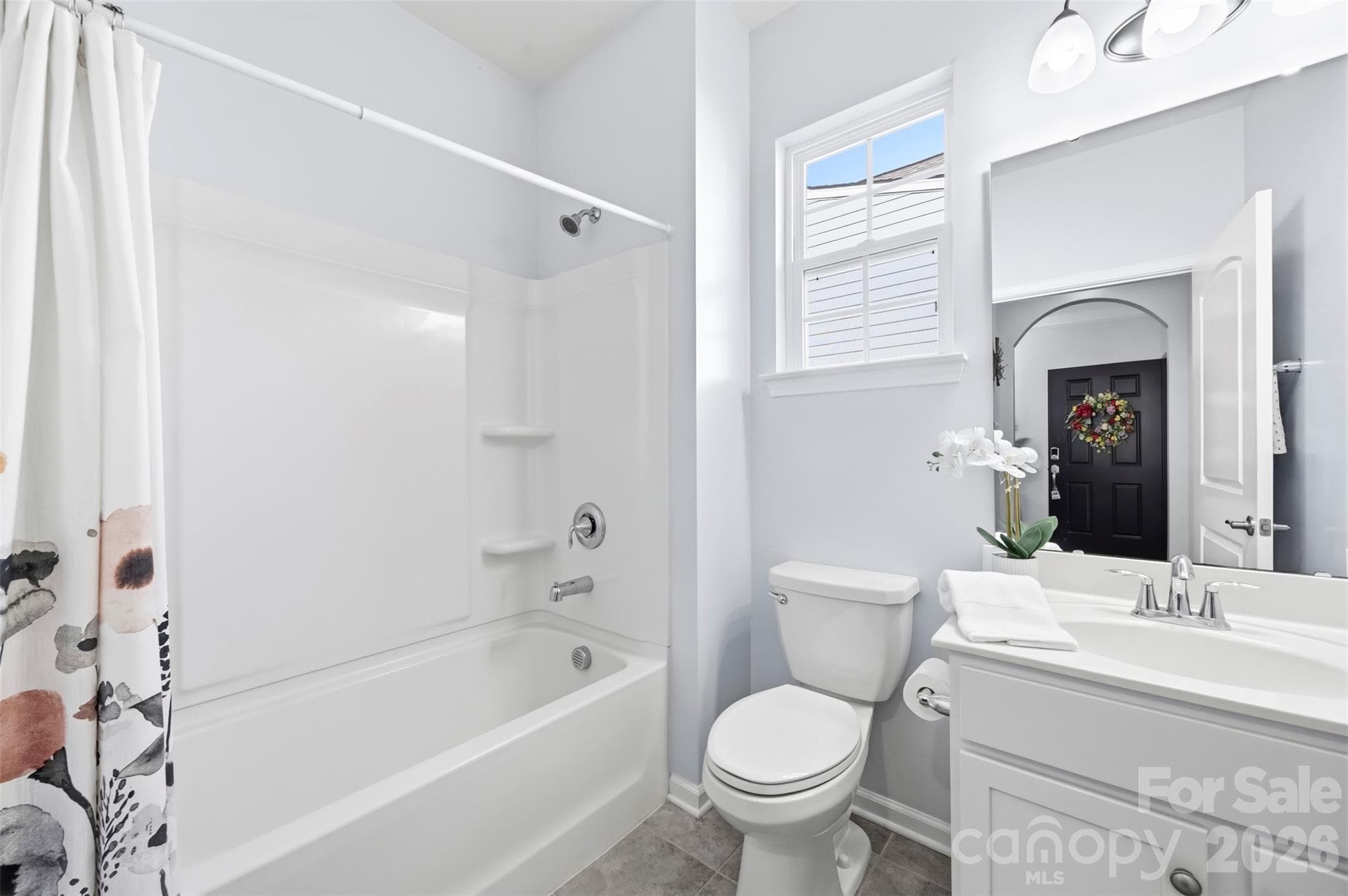 Single Family Residence at 140 Picasso Trail, Mount Holly, photo 22 of 37