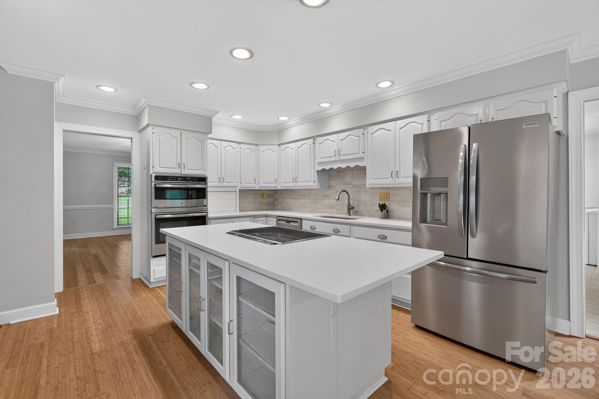 3517 Honeysuckle Drive