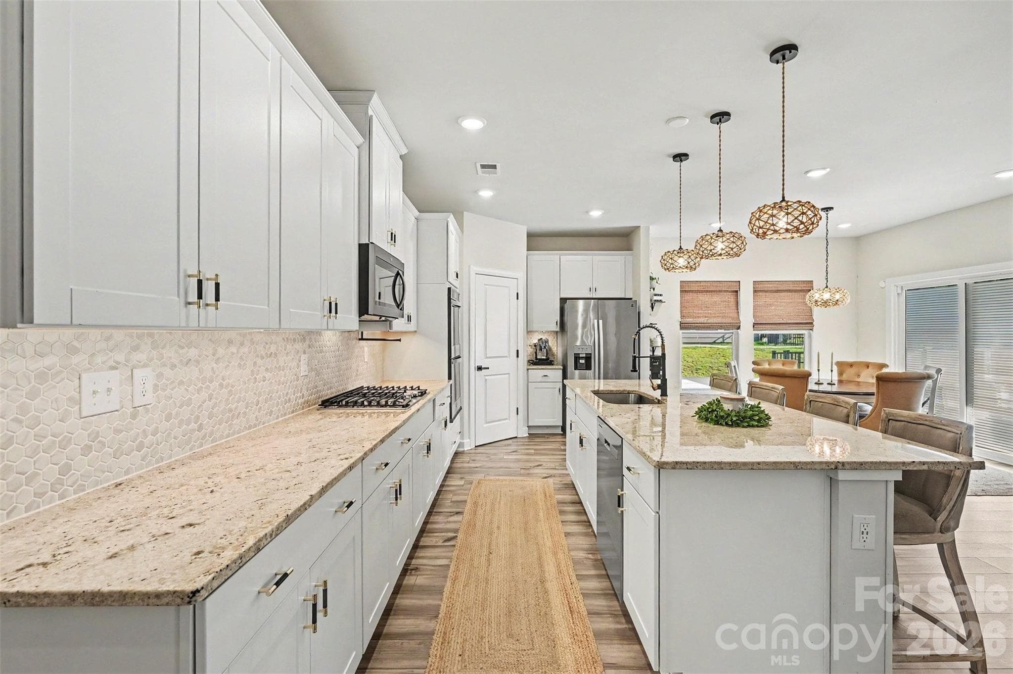 Single Family Residence at 6411 Barcelona Way, Charlotte, photo 6 of 44