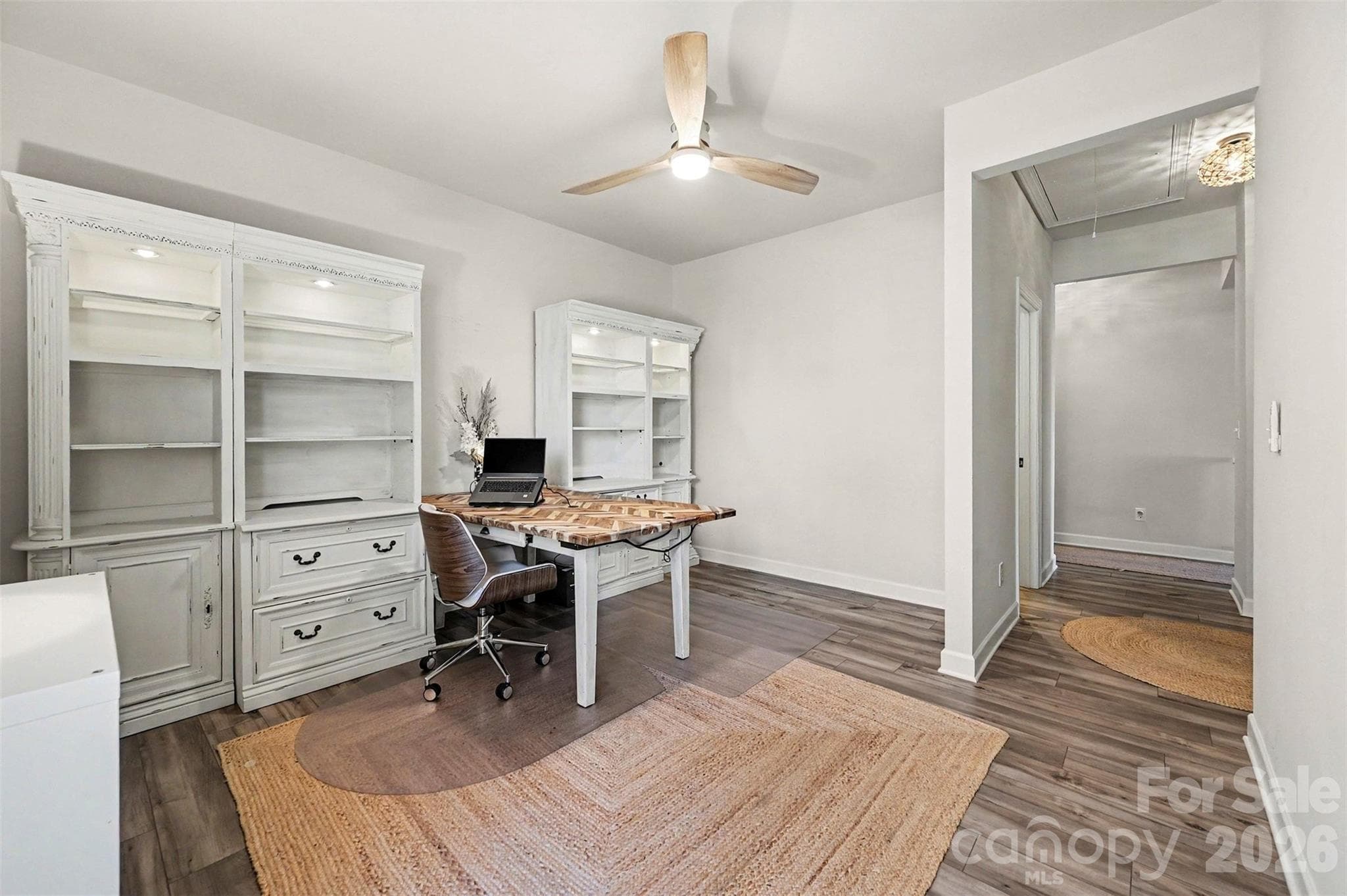 Single Family Residence at 6411 Barcelona Way, Charlotte, photo 13 of 44