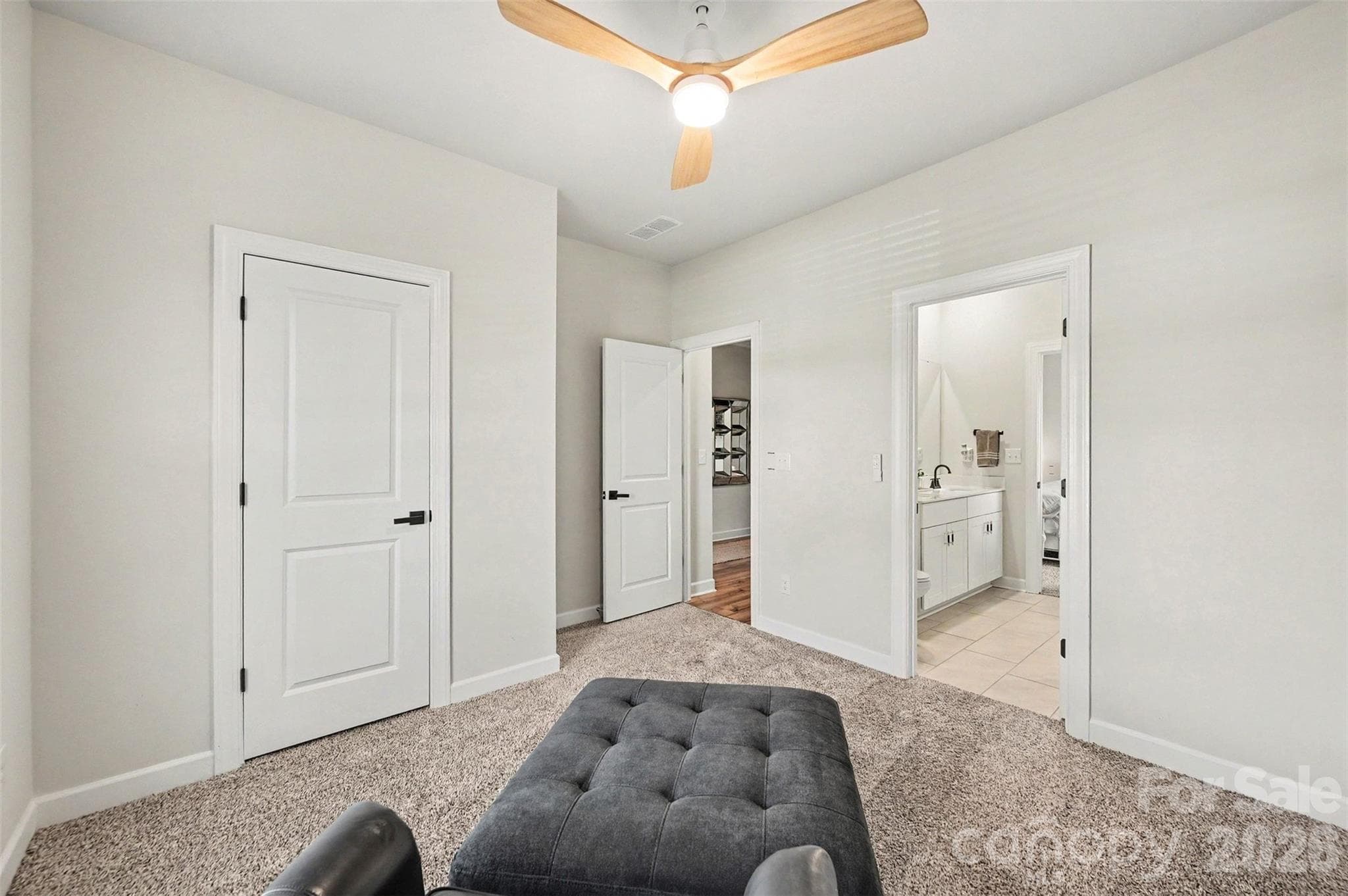 Single Family Residence at 6411 Barcelona Way, Charlotte, photo 15 of 44