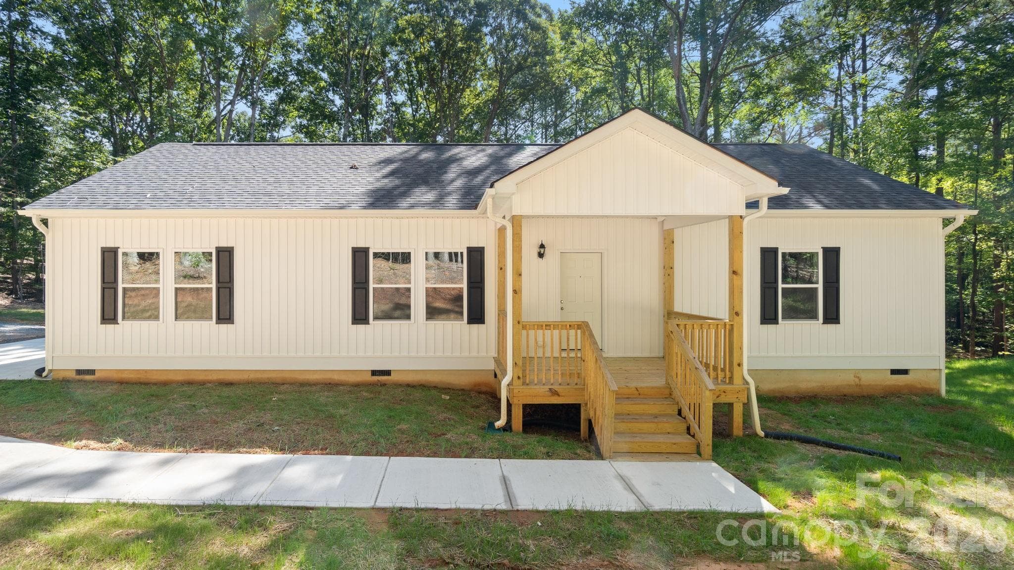 2820 rock chimney Circle