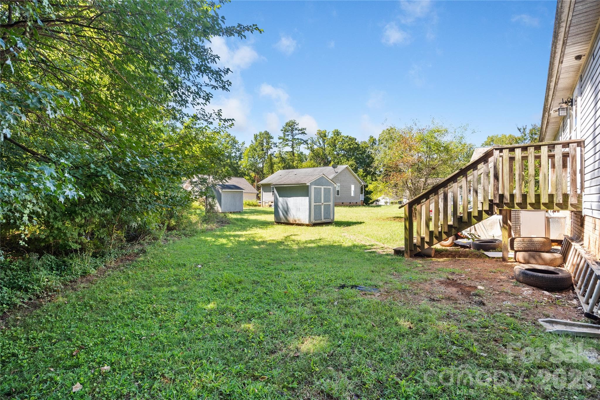 Side - 802 N Shaver Street, Salisbury