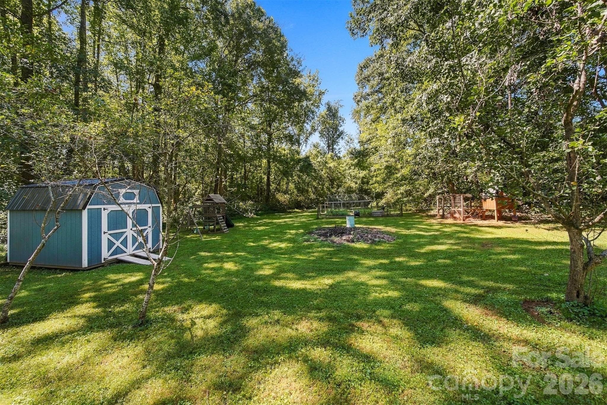 Single Family Residence at 1602 Fairway Drive, Newton, photo 39 of 46